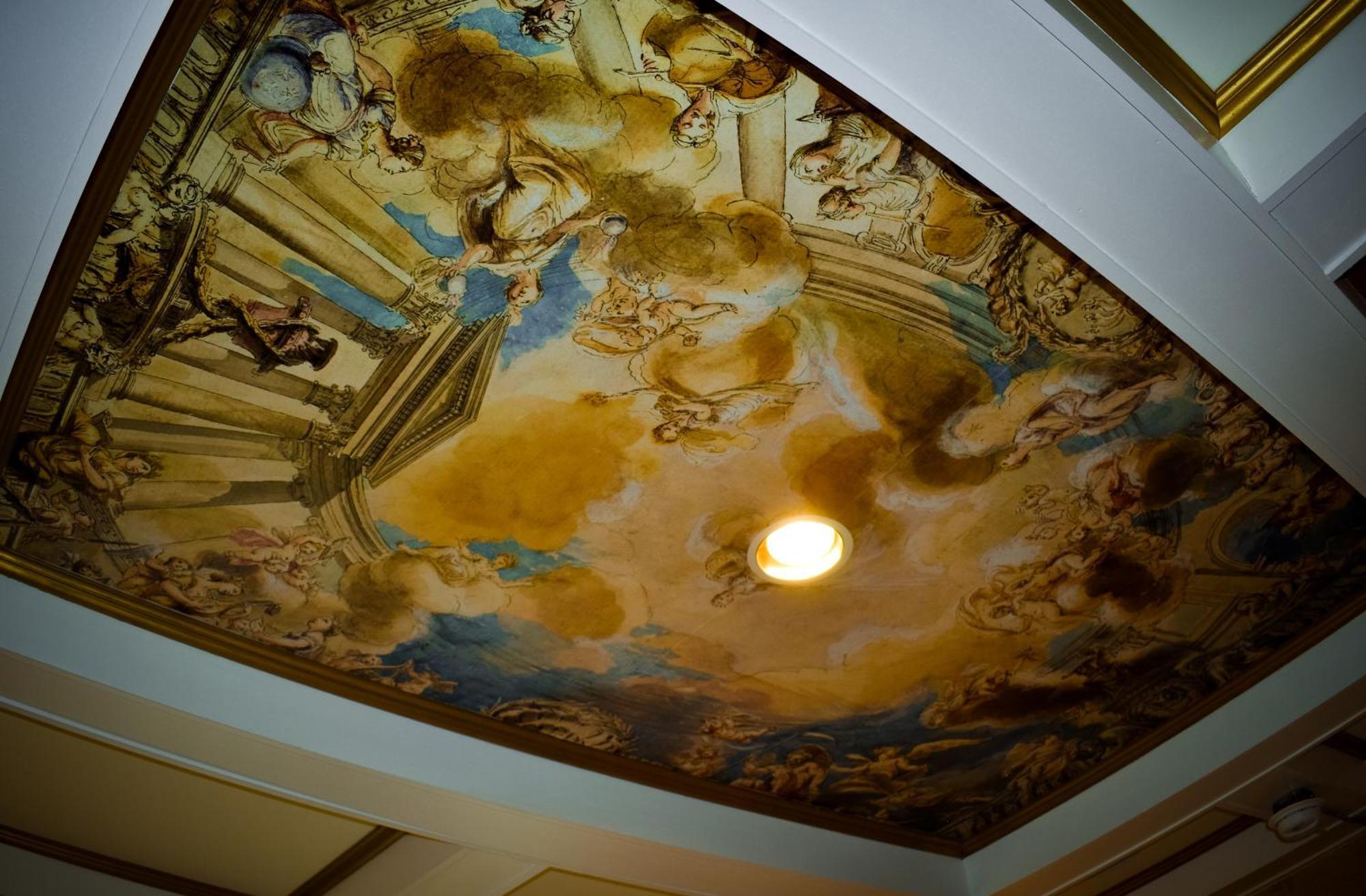 Chateau Art Deco *